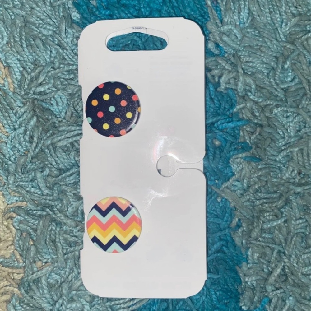 Set of 2 mini pop sockets
